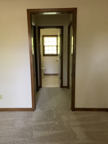 136 S Richview Rd, Clarksville, TN 37043