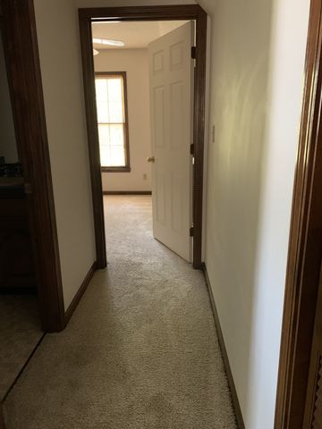 136 S Richview Rd, Clarksville, TN 37043