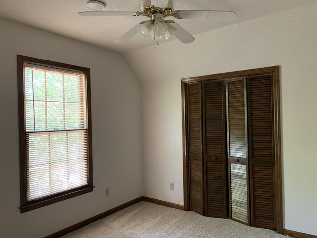 136 S Richview Rd, Clarksville, TN 37043