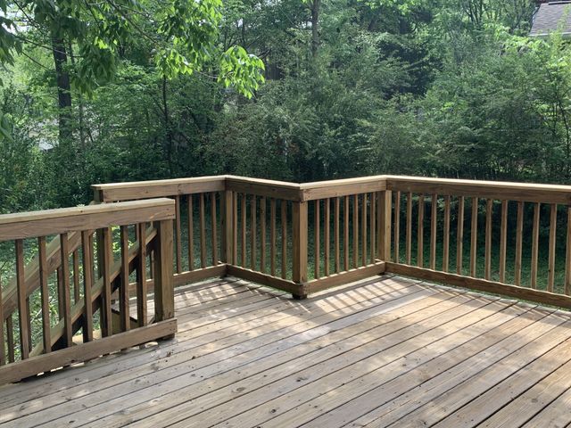 136 S Richview Rd, Clarksville, TN 37043