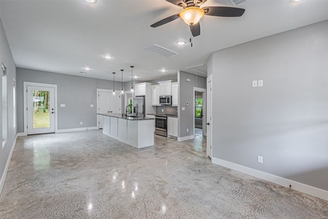 714 E Crawford Street, Denison, TX 75021