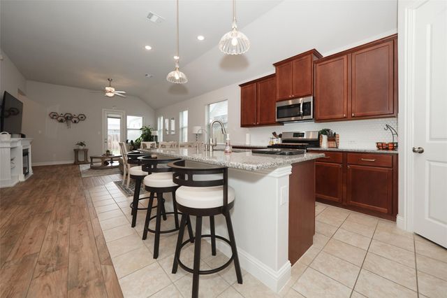 150 Solana Point Drive, Katy, TX 77493