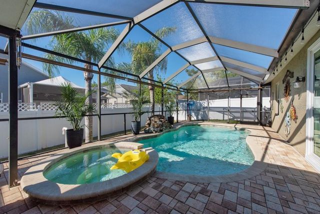 720 SANDY HILLS AVENUE, Tarpon Springs, FL 34689