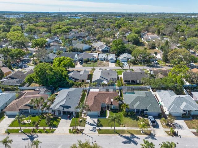 720 SANDY HILLS AVENUE, Tarpon Springs, FL 34689