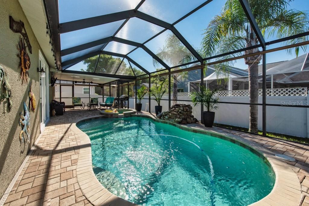 Image 29 of property listing at 720 SANDY HILLS AVENUE, Tarpon Springs, FL 34689