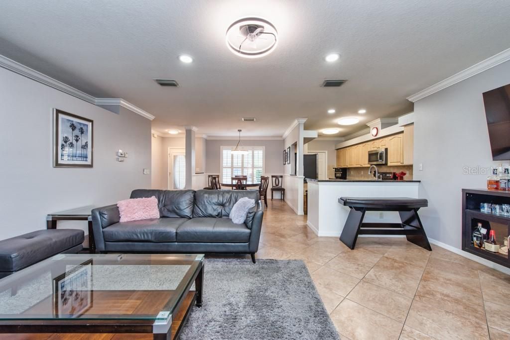 Image 8 of property listing at 720 SANDY HILLS AVENUE, Tarpon Springs, FL 34689