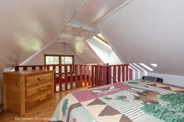 2670 Dicks Creek Road, Whittier, NC 28789