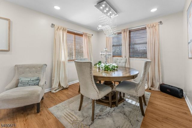 7 Lake St, Fair Lawn Boro, NJ 07410