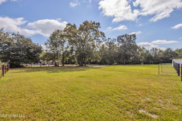 12330 Oaklawn Road, Biloxi, MS 39532