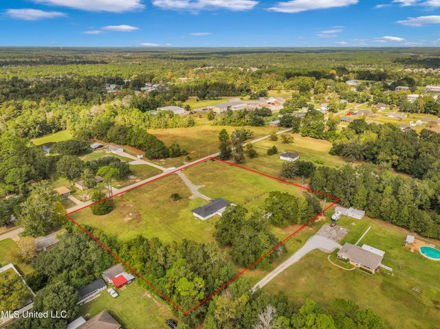 12330 Oaklawn Road, Biloxi, MS 39532