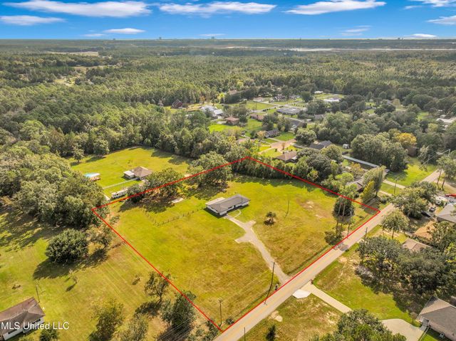 12330 Oaklawn Road, Biloxi, MS 39532