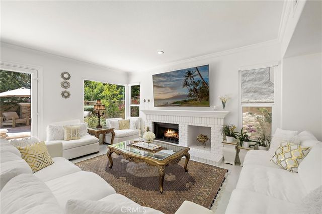 9 Brentwood, Coto De Caza, CA 92679