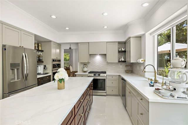 9 Brentwood, Coto De Caza, CA 92679