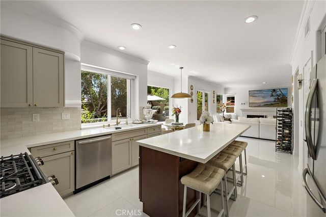 9 Brentwood, Coto De Caza, CA 92679