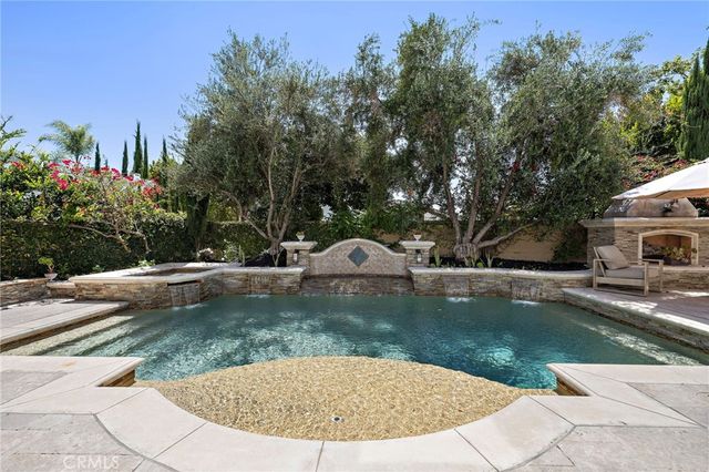9 Brentwood, Coto De Caza, CA 92679