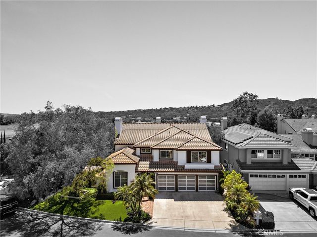 9 Brentwood, Coto De Caza, CA 92679