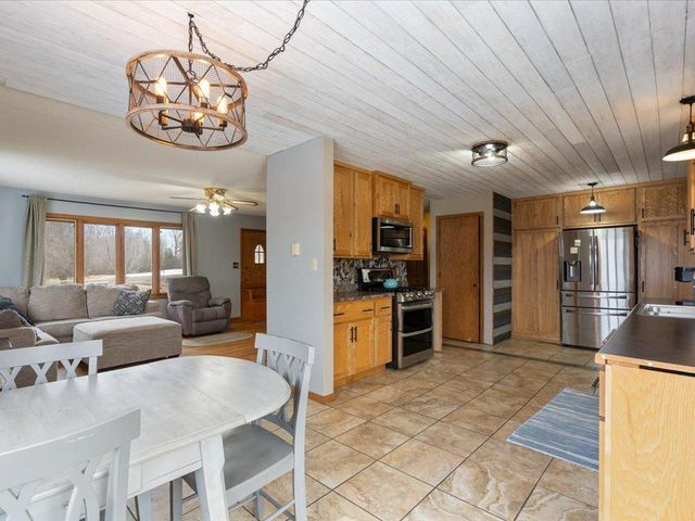 12191 Oakridge Road, Brainerd, MN 56401