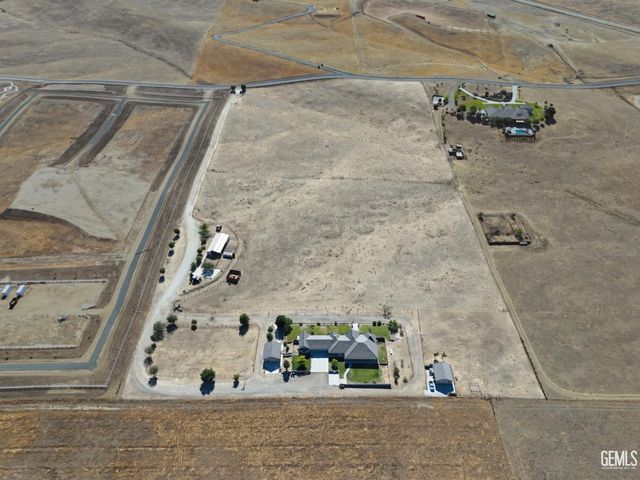 393 Famoso Hills Drive, Bakersfield, CA 93308