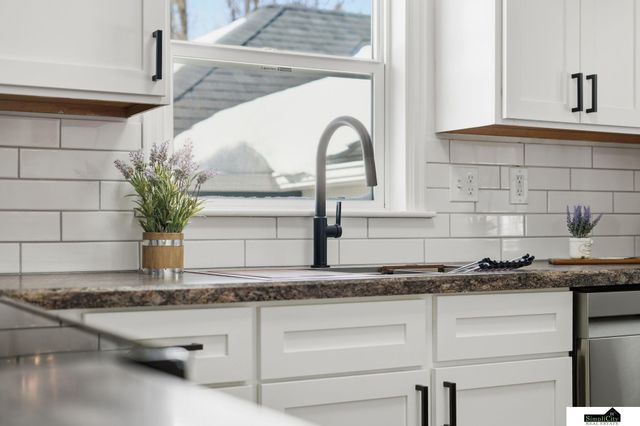 14530 Jamestown Street, Waverly, NE 68462