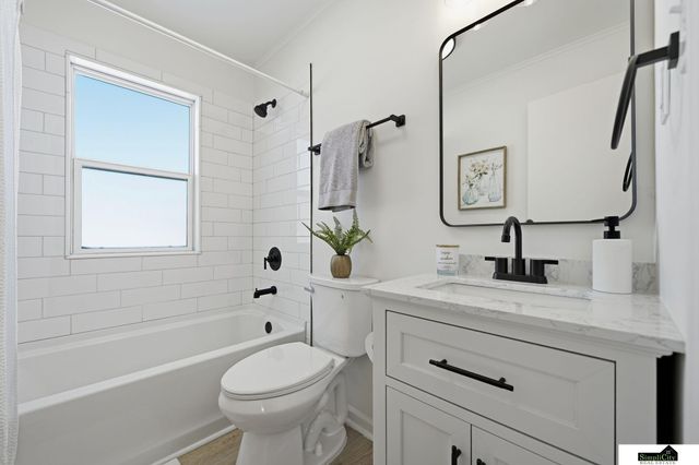 14530 Jamestown Street, Waverly, NE 68462