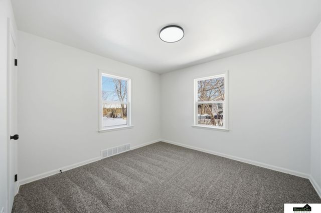 14530 Jamestown Street, Waverly, NE 68462