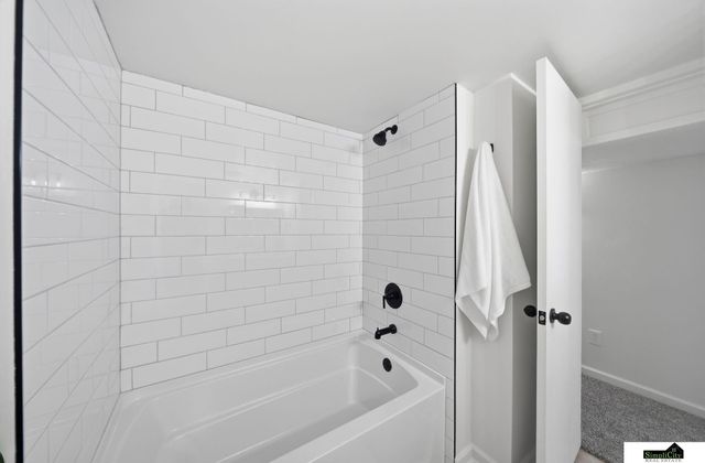 14530 Jamestown Street, Waverly, NE 68462