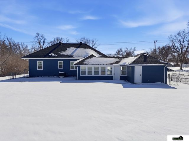 14530 Jamestown Street, Waverly, NE 68462