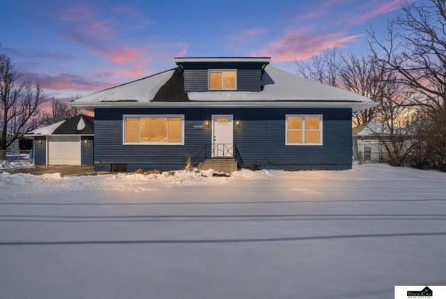 14530 Jamestown Street, Waverly, NE 68462