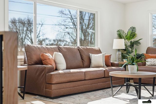 14530 Jamestown Street, Waverly, NE 68462