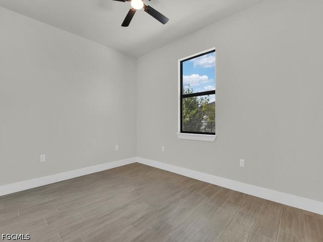 1517 NW 21st PL, Cape Coral, FL 33993