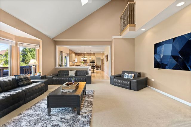 3120 Deering Bay Drive, Naperville, IL 60564