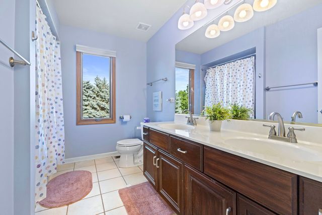 3120 Deering Bay Drive, Naperville, IL 60564