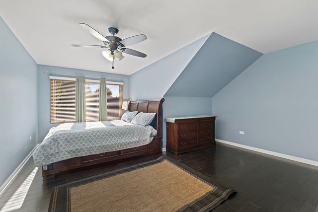 3120 Deering Bay Drive, Naperville, IL 60564