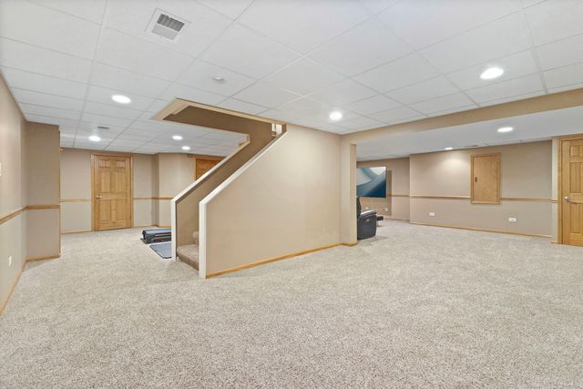 3120 Deering Bay Drive, Naperville, IL 60564