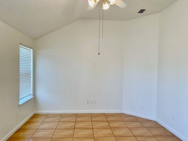 1008 Rock Springs Drive, Burleson, TX 76028