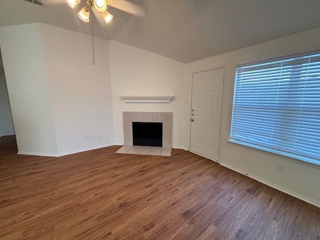 1008 Rock Springs Drive, Burleson, TX 76028