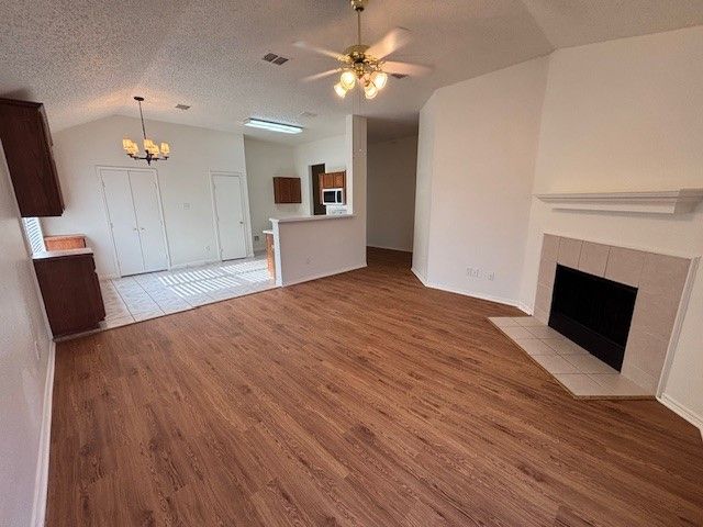 1008 Rock Springs Drive, Burleson, TX 76028