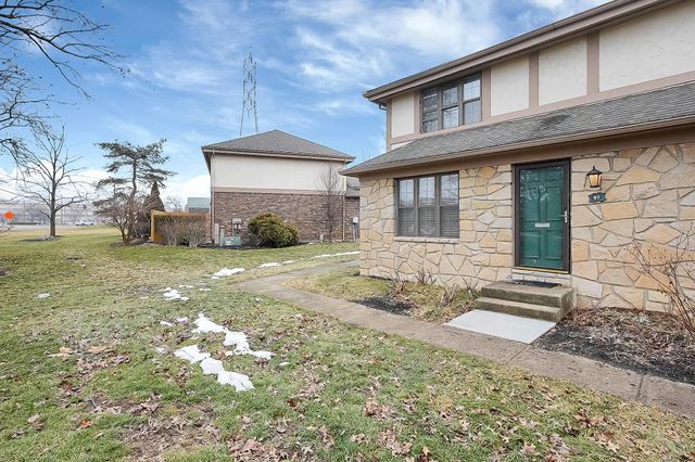 97 Stornoway Drive W, Columbus, OH 43213