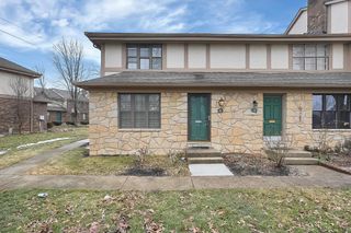97 Stornoway Drive W, Columbus, OH 43213