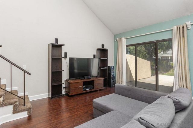 914 Sendero Ave., Escondido, CA 92026