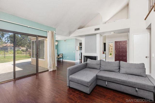 914 Sendero Ave., Escondido, CA 92026