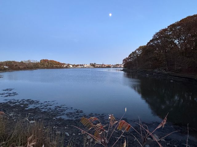 7 Hardy St 1, Beverly, MA 01915