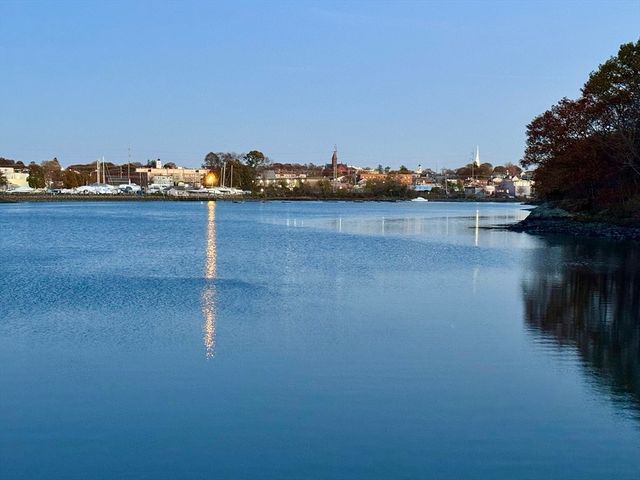 7 Hardy St 1, Beverly, MA 01915