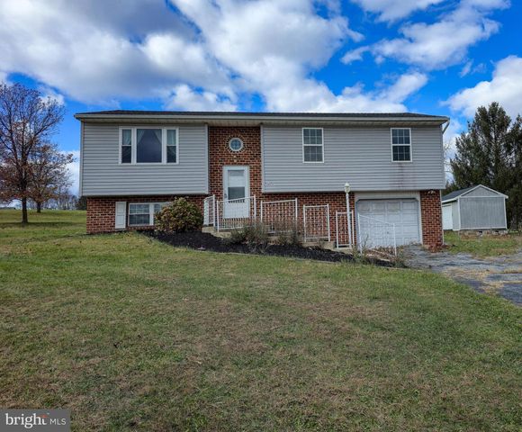 910 E BUTTER RD, York, PA 17406