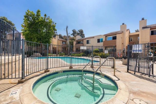 2920 Briarwood Rd L - 11, Bonita, CA 91902