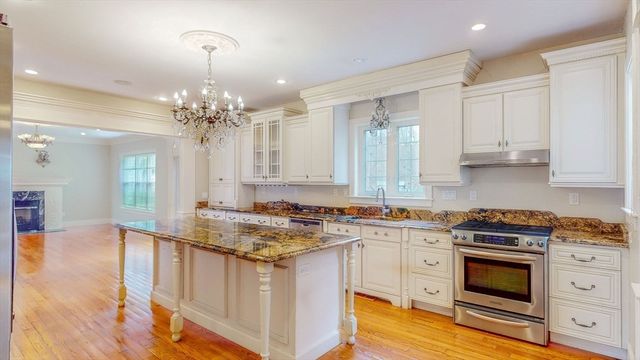 455 Waban Ave, Newton, MA 02468