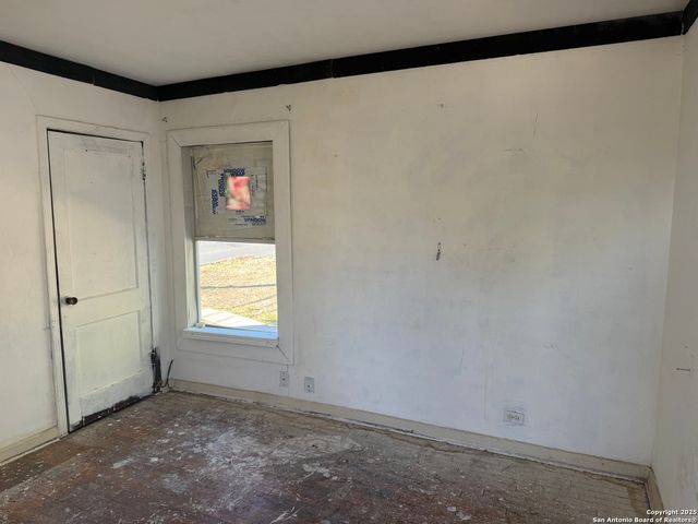 2359 Waverly, San Antonio, TX 78228