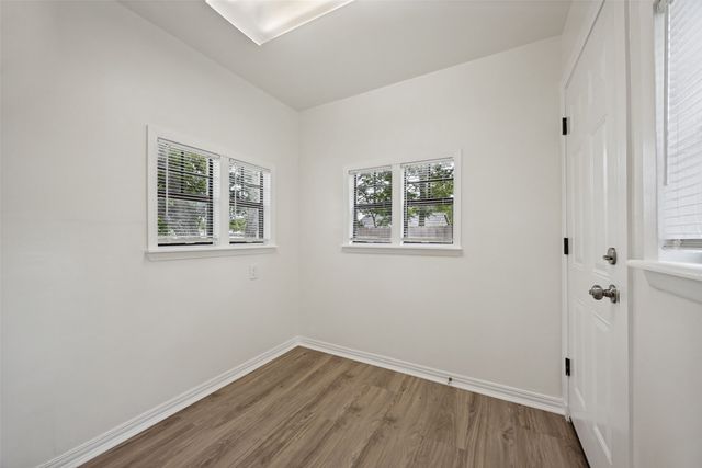 1515 W Sears Street, Denison, TX 75020