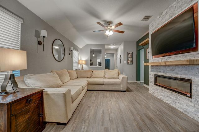 5806 Aviano RD, Round Rock, TX 78665