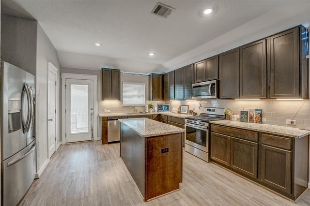 5806 Aviano RD, Round Rock, TX 78665
